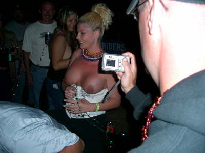 EveningParadeOnTittieAlley
