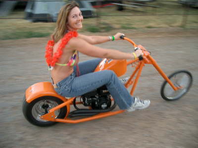 EveningParadeOnTittieAlleyGlenco