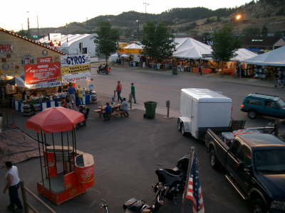 Knuckle Saloon